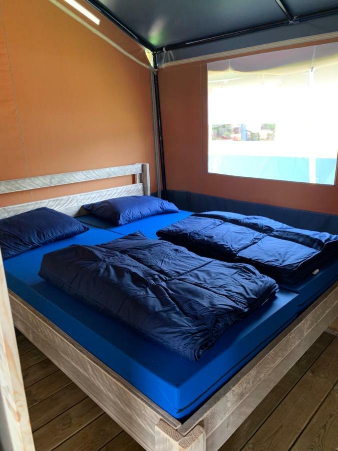 Easyatent Fkk Safari Tent Ulika Naturist - Clothes Free 波雷奇 外观 照片